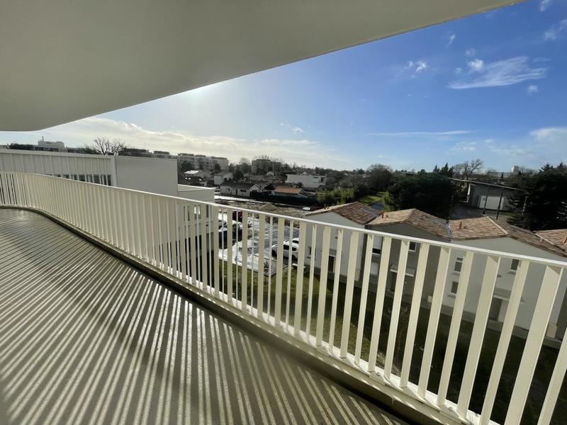 Appartement - 101 m² - 5 pièces