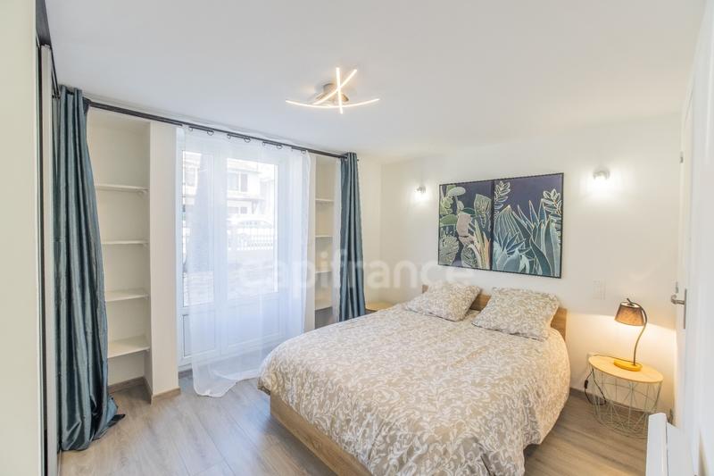 Appartement - 95 m² - 4 pièces