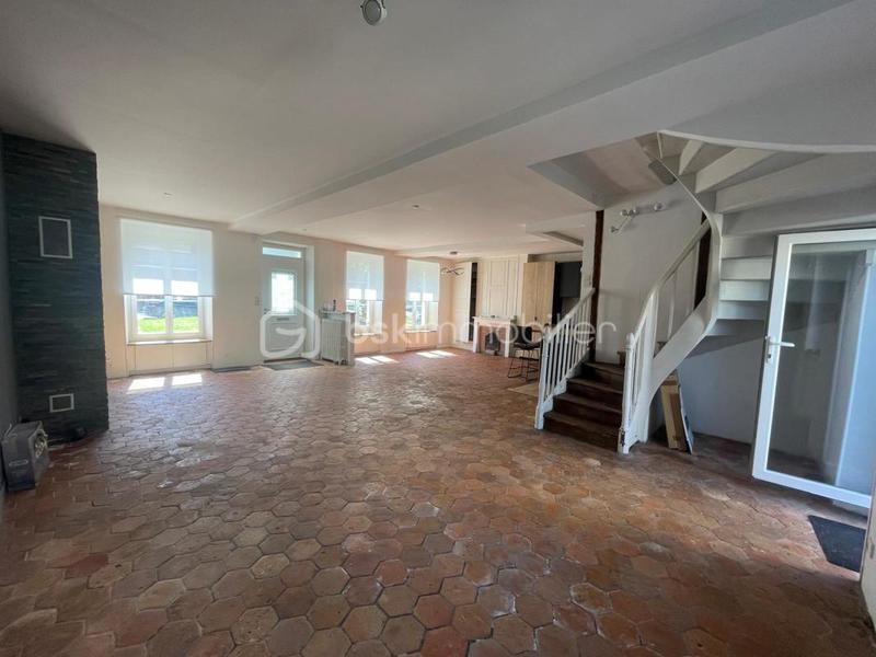 Maison - 177 m² - 7 pièces