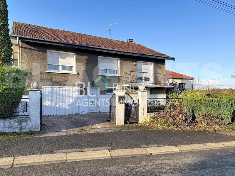 Maison - 93 m² - 6 pièces