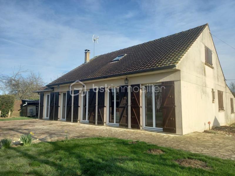 Maison traditionnelle - 133 m² - 5 pièces