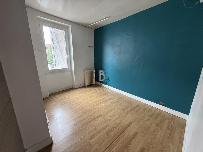 Maison de village - 248 m² - 10 pièces