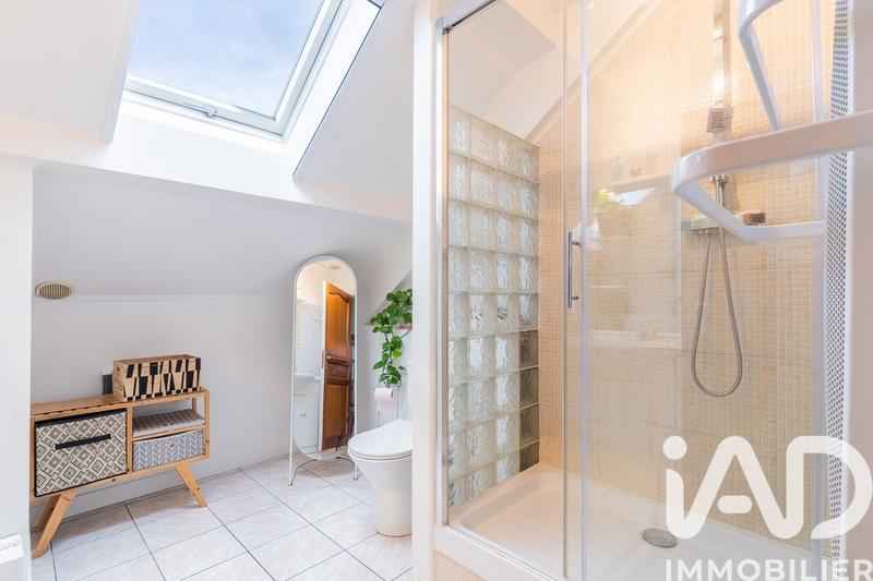 Maison - 122 m² - 5 pièces