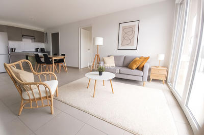 Appartement - 80 m² - 4 pièces