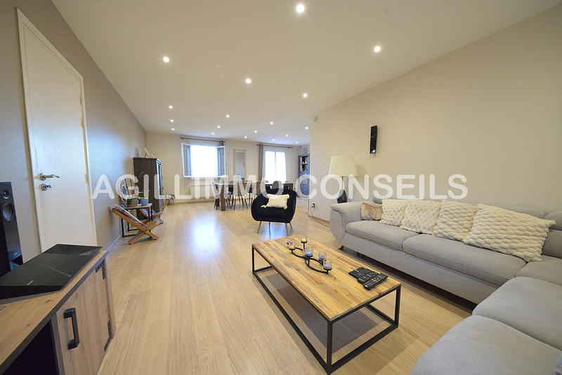 Villa - 140 m² - 5 pièces