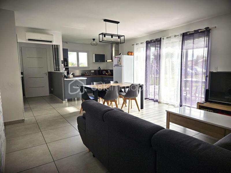 Maison - 80 m² - 4 pièces