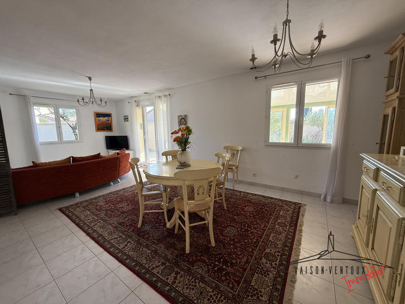 Villa - 90 m² - 5 pièces