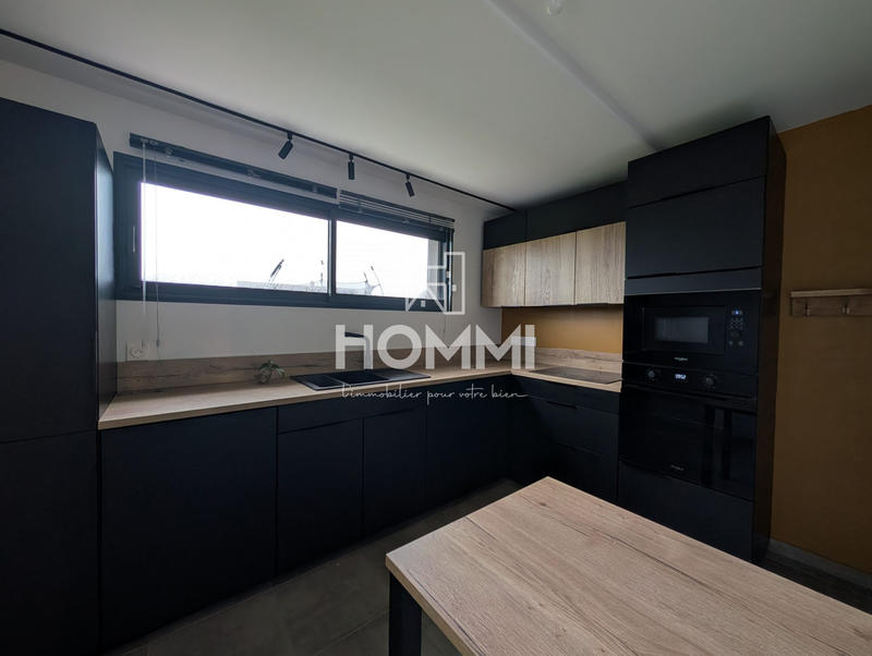 Maison contemporaine - 102 m² - 6 pièces