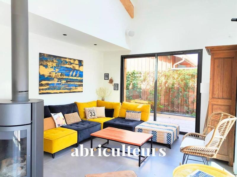 Maison - 169 m² - 6 pièces