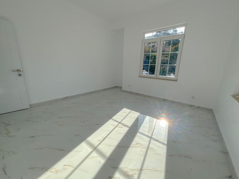 Maison - 176 m² - 6 pièces