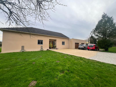 Maison - 153 m² - 6 pièces