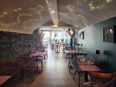 Local commercial - 114 m² - 5 pièces