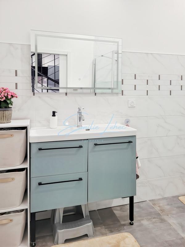 Immeuble - 92 m² - 6 pièces