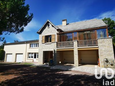 Maison - 150 m² - 4 pièces