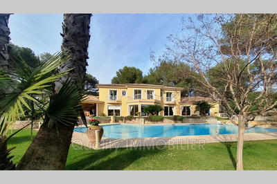 Villa - 430 m² - 8 pièces