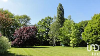 Maison - 372 m² - 9 pièces