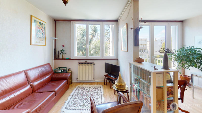 Appartement - 82 m² - 5 pièces