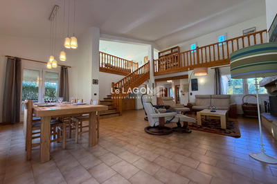 Maison - 156 m² - 4 pièces