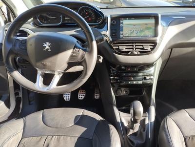 Peugeot 208 1.6 Vti 120 Feline 5p