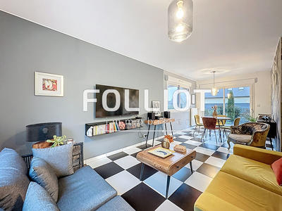 Maison - 85 m² - 5 pièces