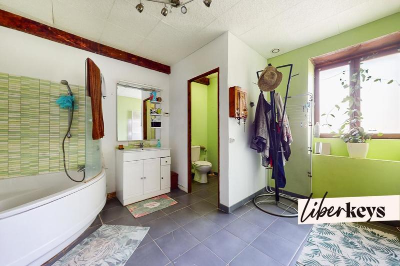 Maison - 155 m² - 6 pièces