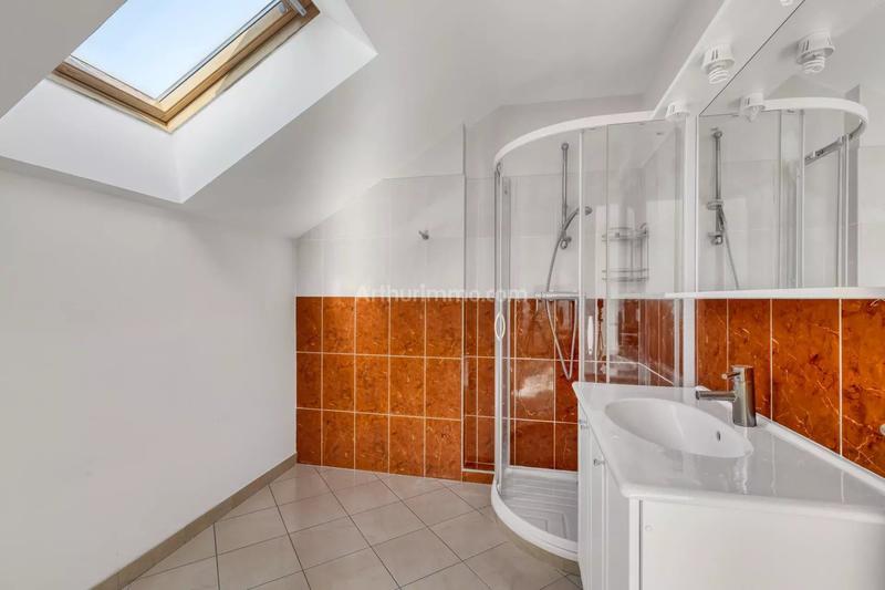 Maison - 147 m² - 8 pièces