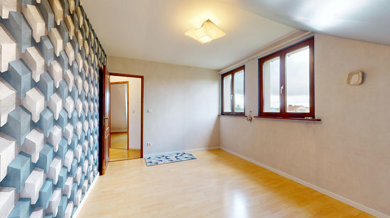 Maison - 172 m² - 6 pièces