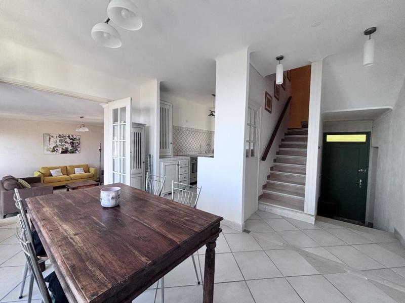 Maison - 120 m² - 4 pièces