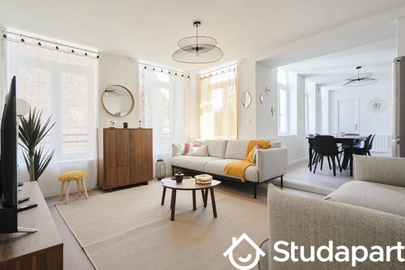 Chambre - 10 m² - 1 pièce