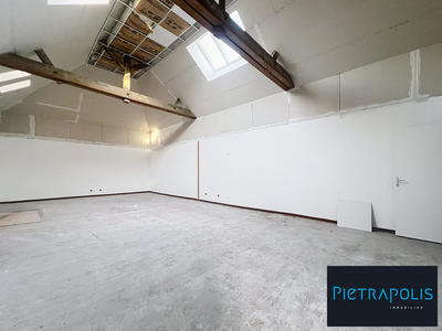 Bureau - 120 m² - 2 pièces