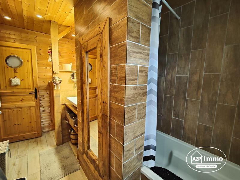 Maison - 170 m² - 10 pièces