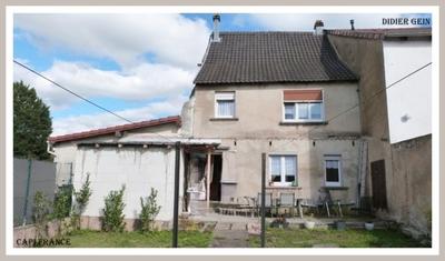 Maison - 97 m² - 5 pièces