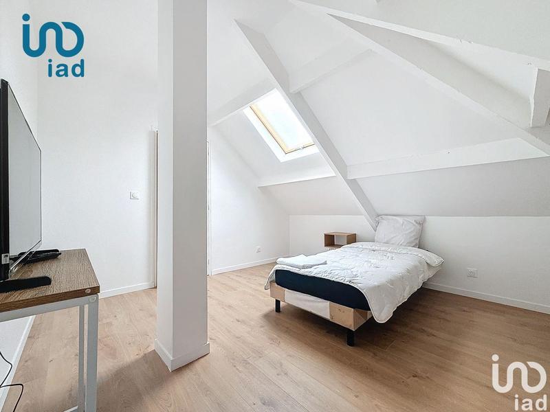 Maison - 350 m² - 11 pièces