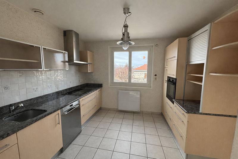 Maison - 143 m² - 6 pièces