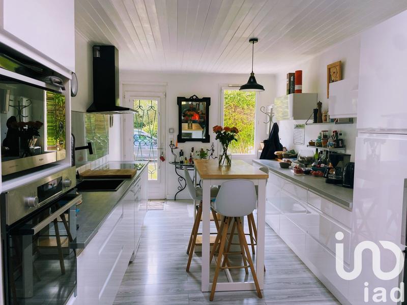 Maison - 92 m² - 4 pièces