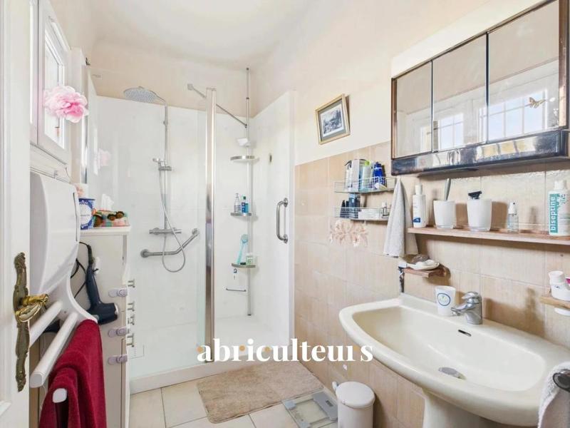 Maison ancienne - 232 m² - 8 pièces