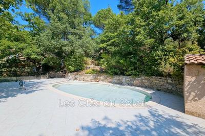 Maison traditionnelle - 92 m² - 5 pièces