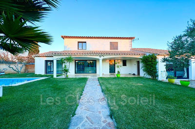 Maison - 142 m² - 6 pièces