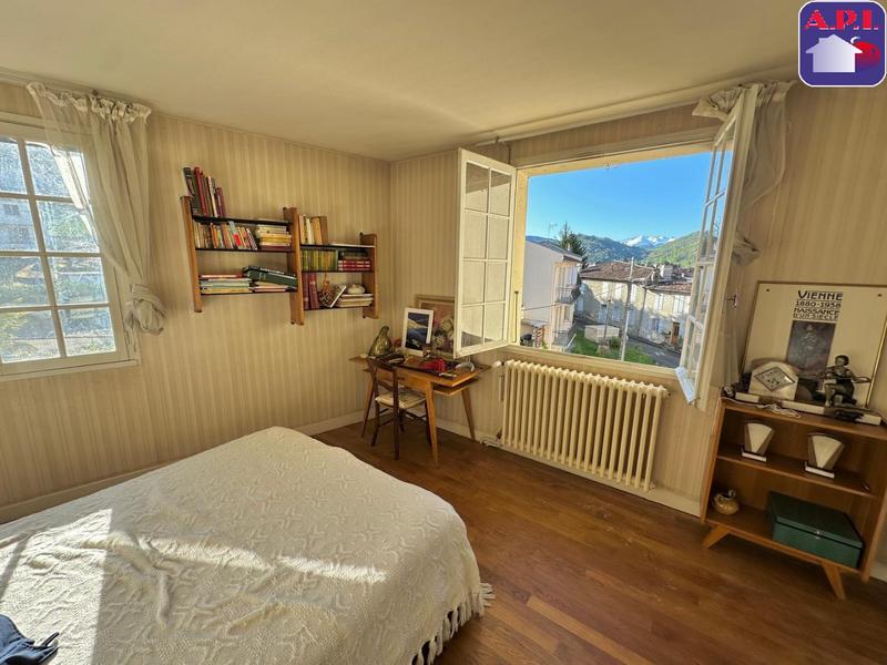 Maison - 195 m² - 8 pièces