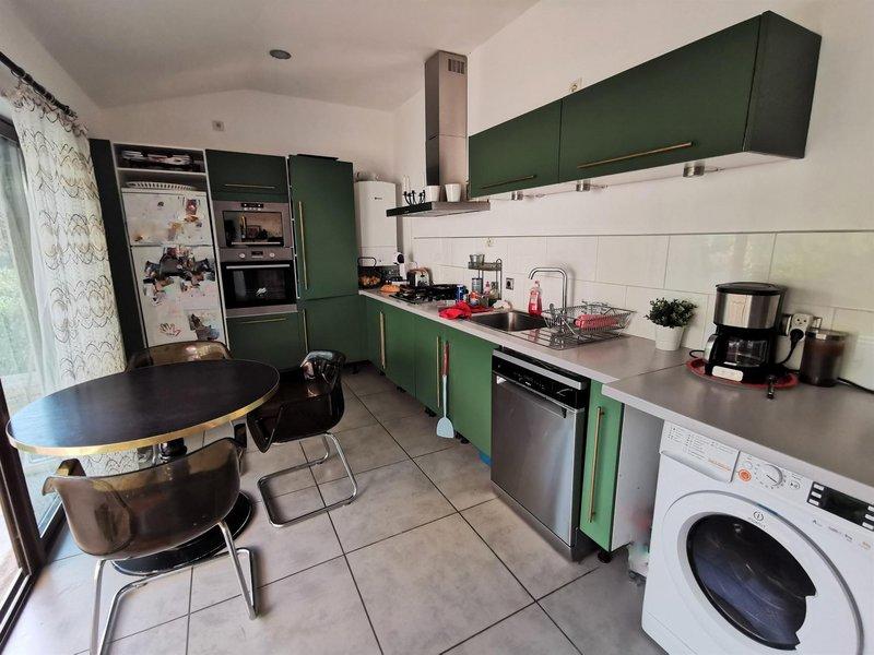 Appartement - 84 m² - 3 pièces