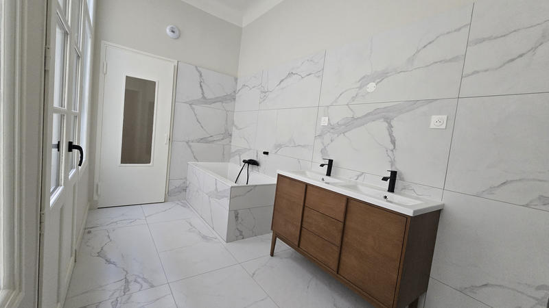 Appartement - 162 m² - 4 pièces