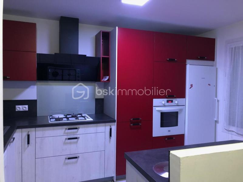 Maison traditionnelle - 93 m² - 6 pièces