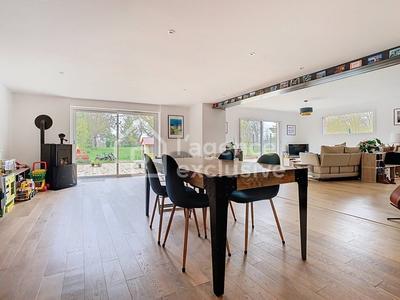 Maison - 170 m² - 5 pièces