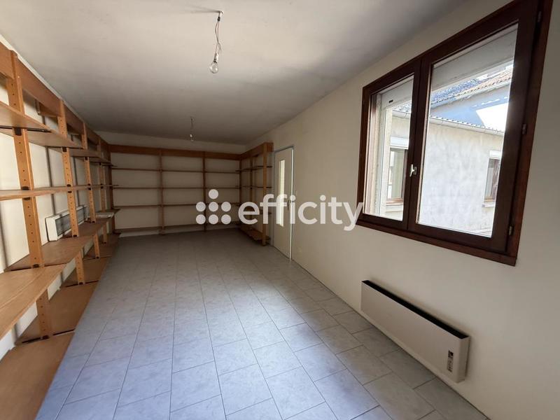 Appartement - 330 m² - 7 pièces