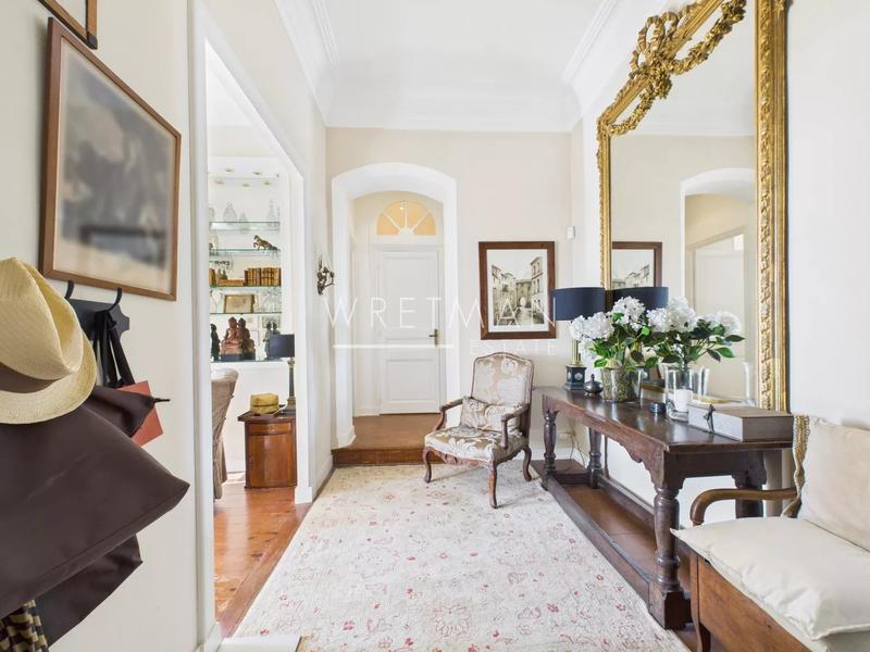 Appartement - 111 m² - 3 pièces