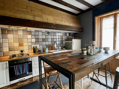 Maison - 314 m² - 6 pièces