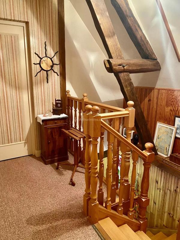 Maison - 198 m² - 7 pièces