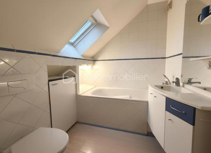 Maison - 101 m² - 5 pièces