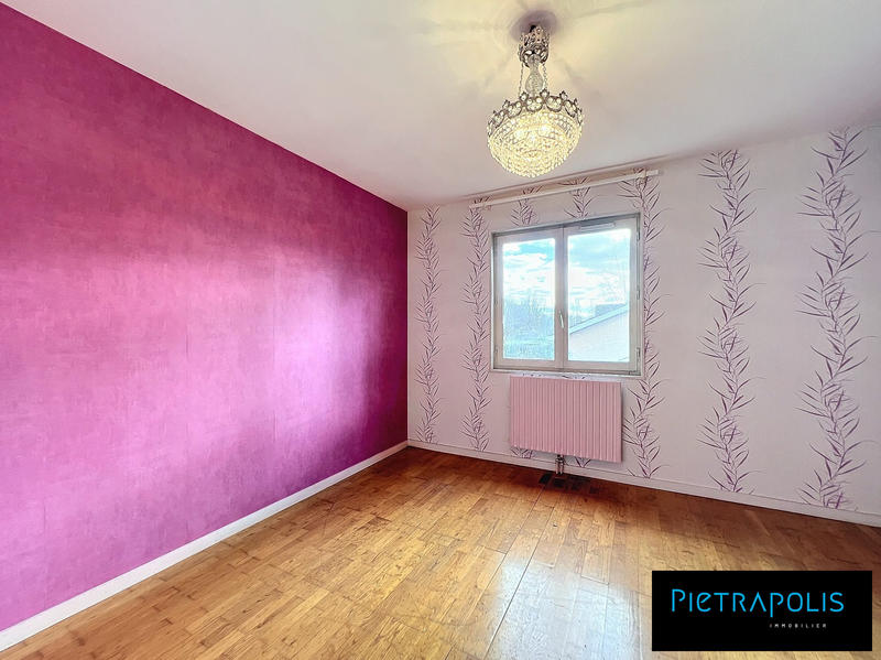 Maison traditionnelle - 132 m² - 6 pièces