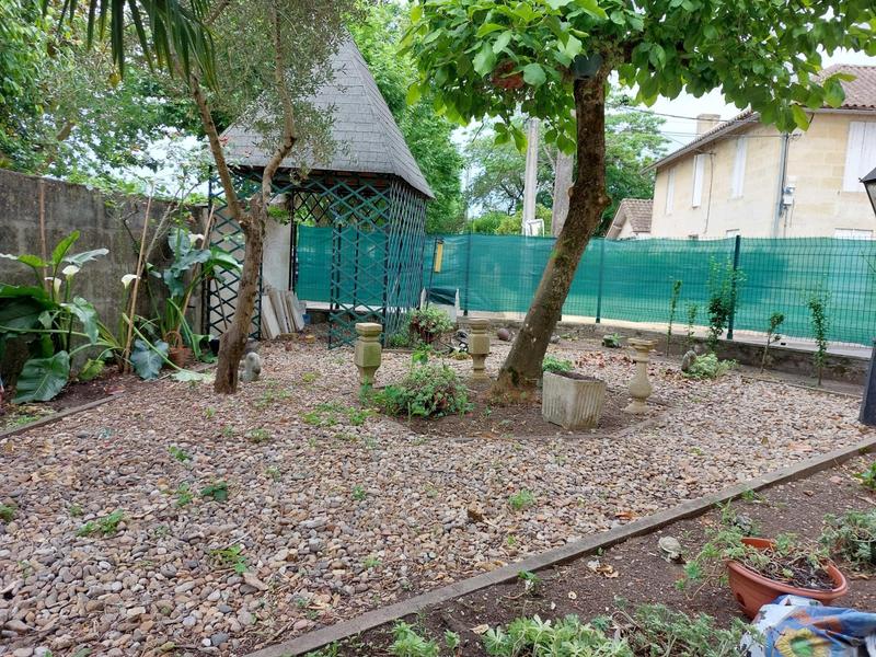 Maison - 169 m² - 10 pièces